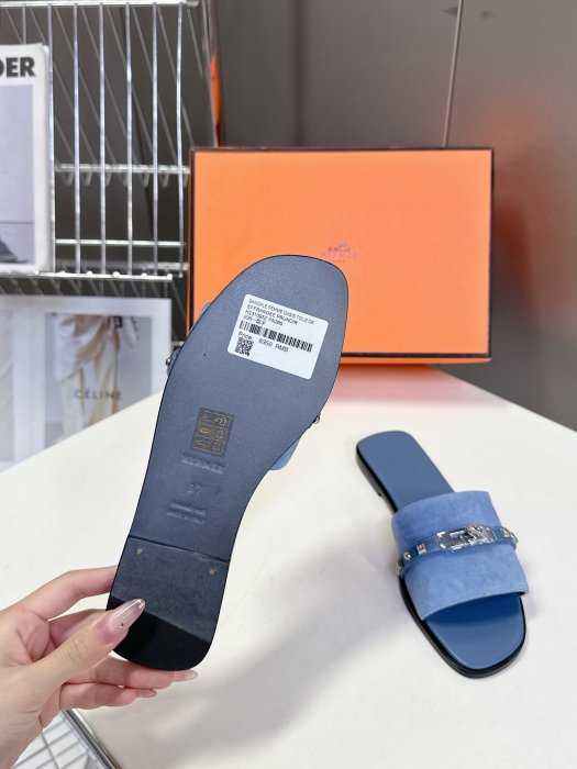 Шлепанцы фото 9