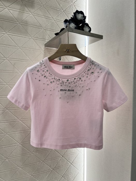 Футболка женская