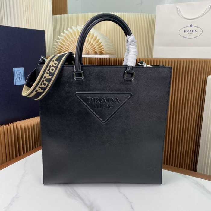 A bag тоут women's 37 cm