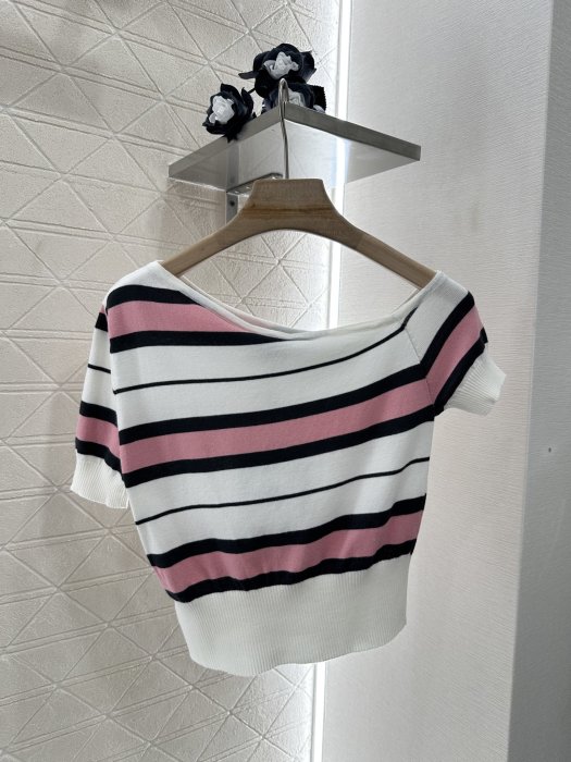 Футболка женская фото 2