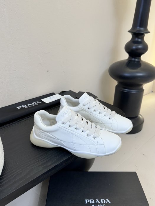 Кроссовки фото 2