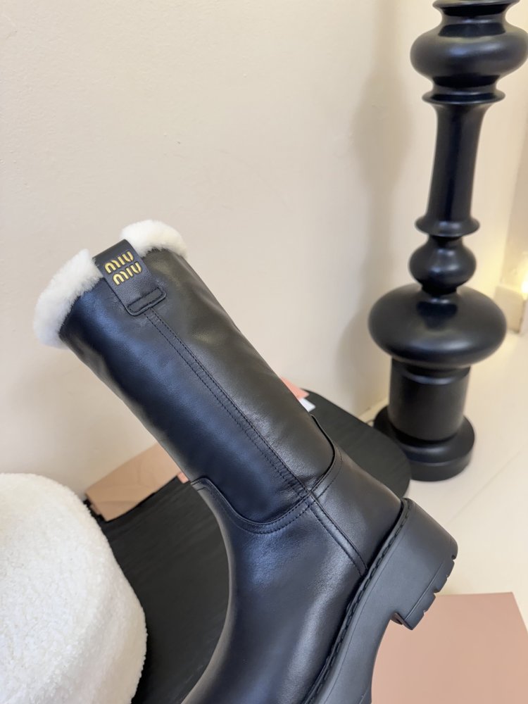 Boots women's фото 8