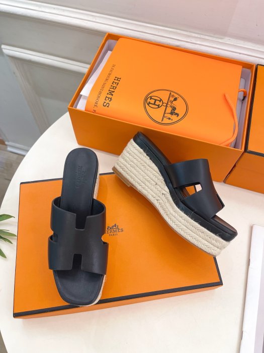 Босоножки фото 4