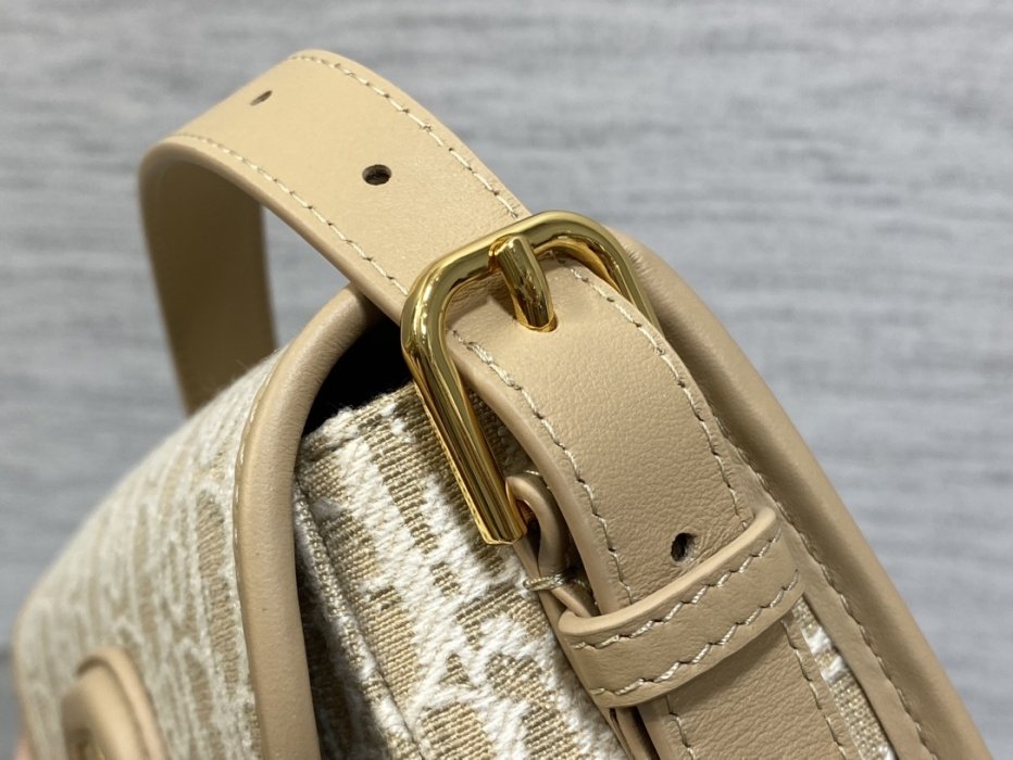 Сумка Bobby женская 21 см фото 5