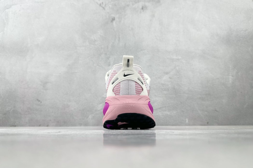 Кроссовки Nike Vomero 18 фото 9