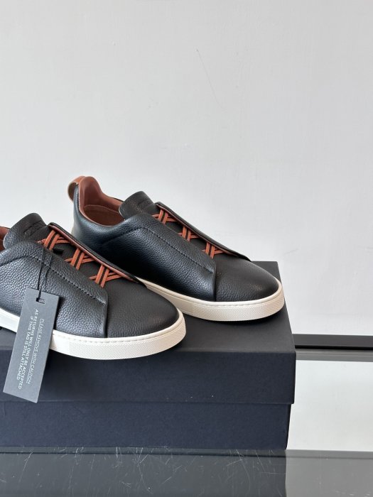 Кросівки чоловічі фото 7