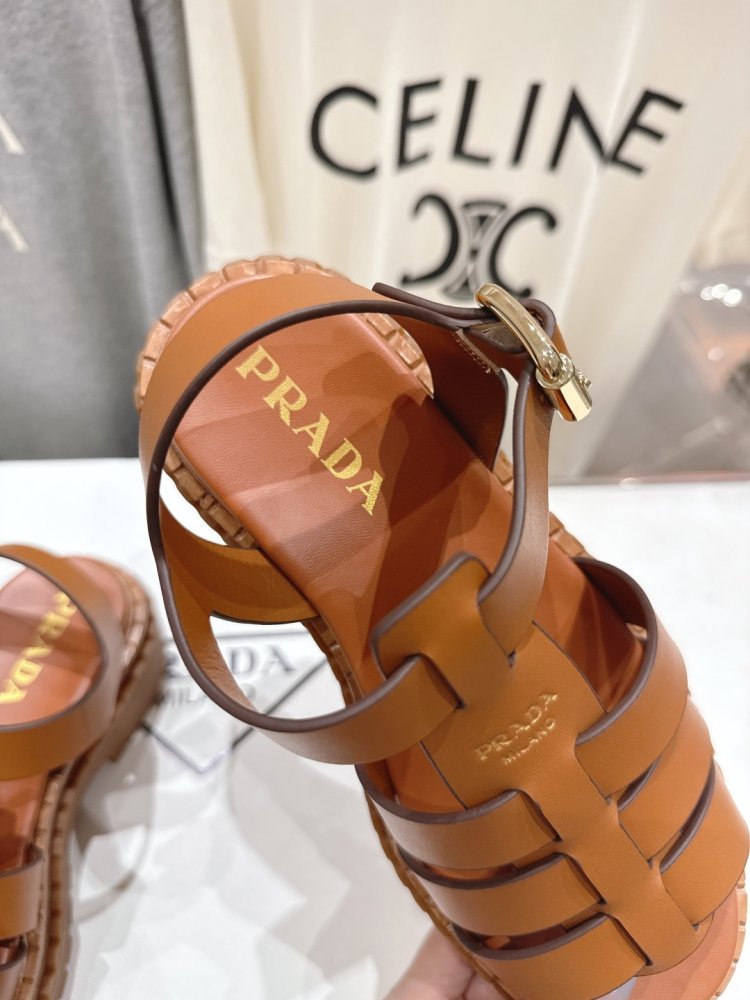 Сандалі жіночі фото 7