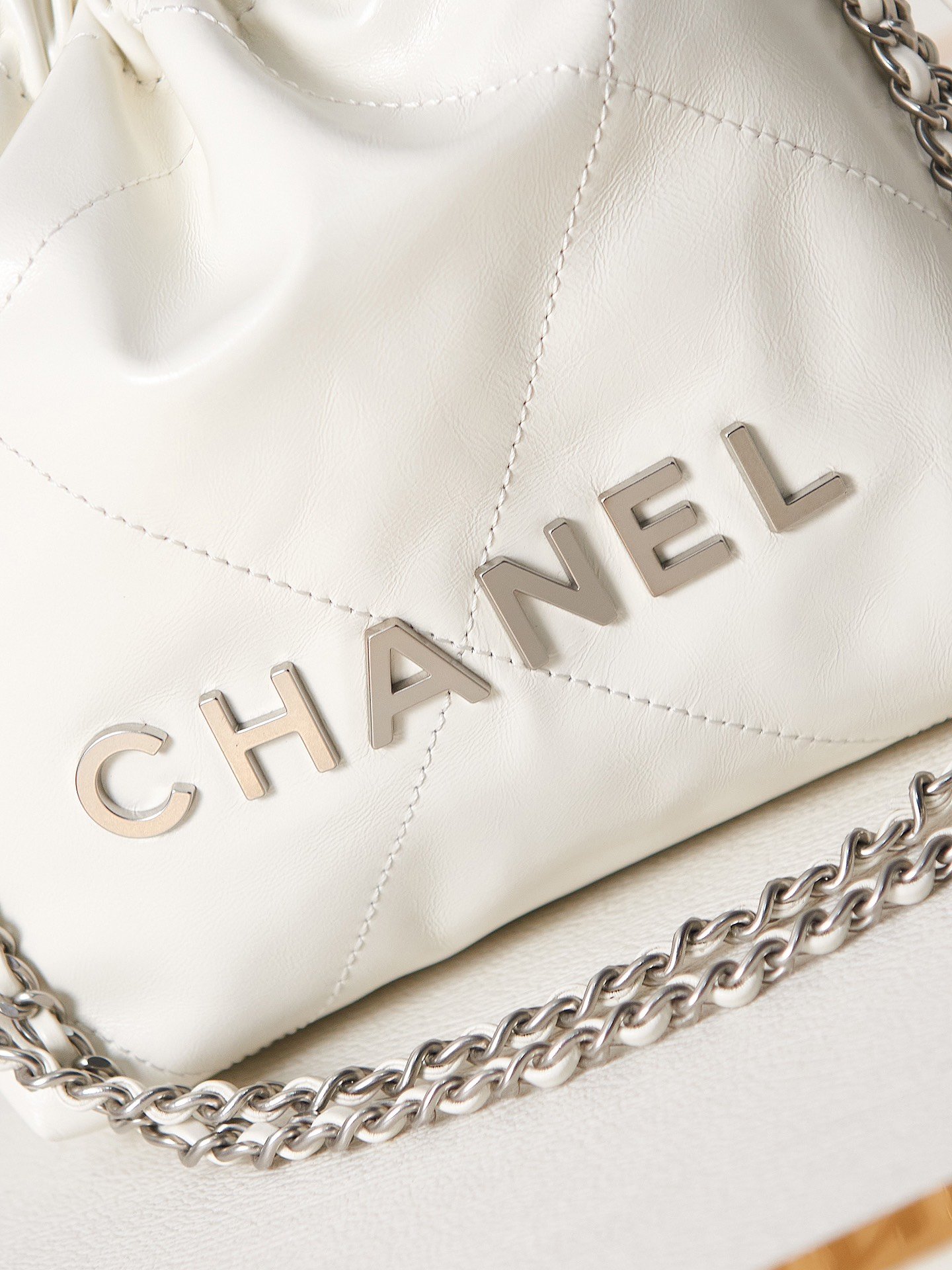 A bag CHANEL 22 фото 2