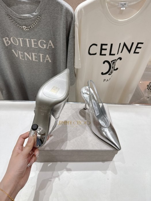 Босоножки фото 9