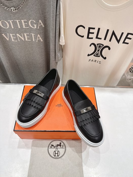 Лоферы женские фото 2