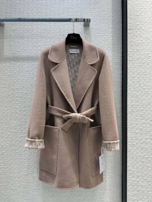 Coat women's