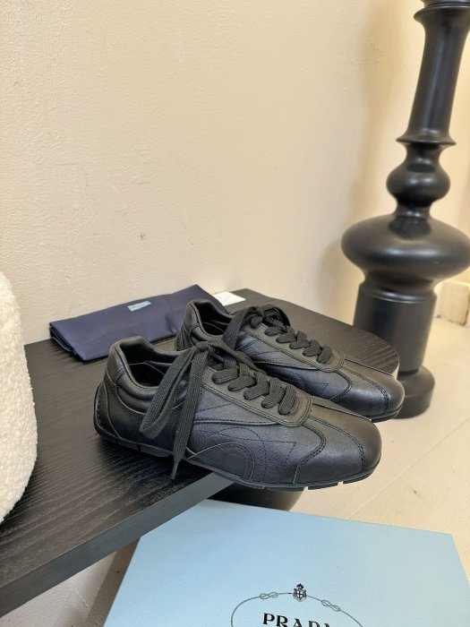 Кроссовки фото 2