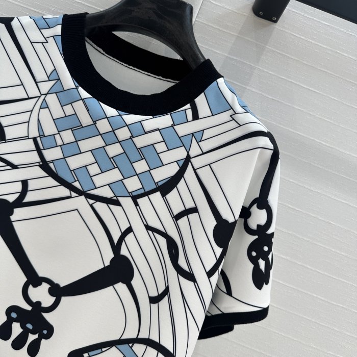 Футболка женская фото 4