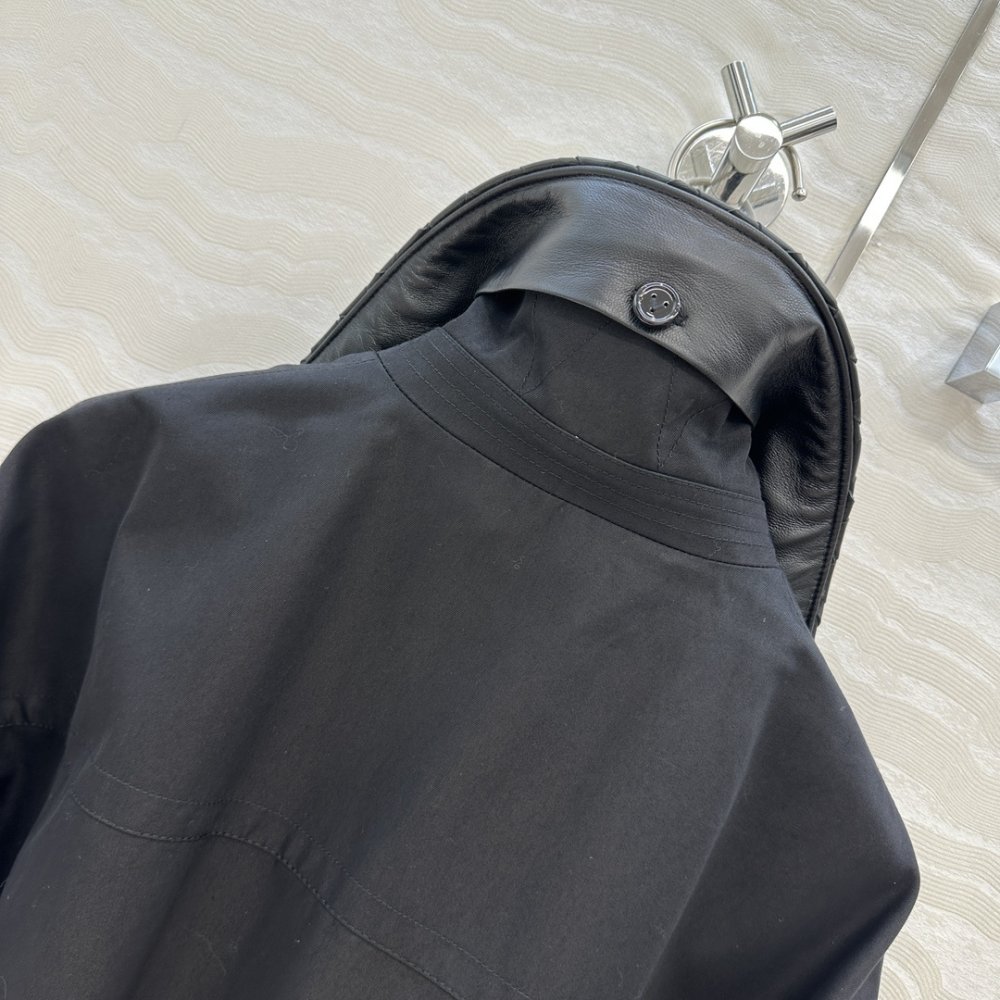 Куртка шкіряна жіноча фото 9