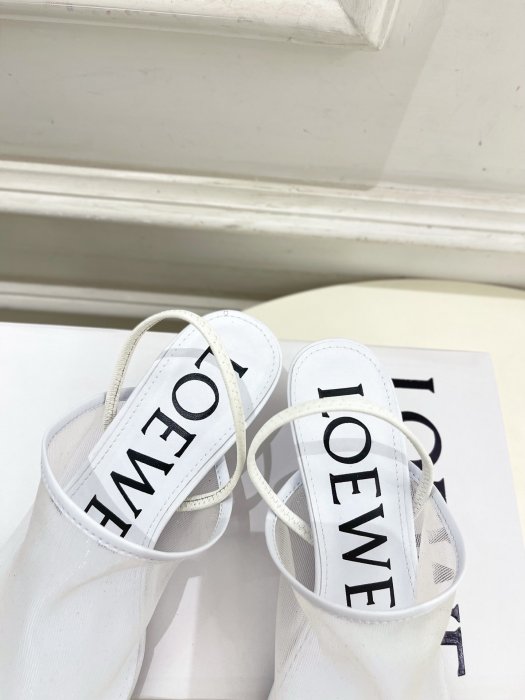 Босоножки фото 8