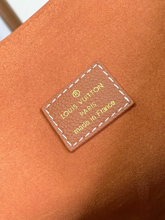 Сумка женская Low Key Hobo 47 см фото 8