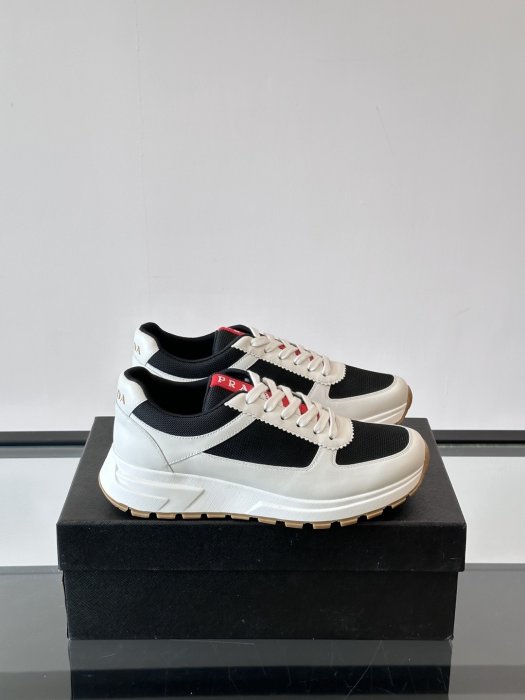 Кроссовки мужские