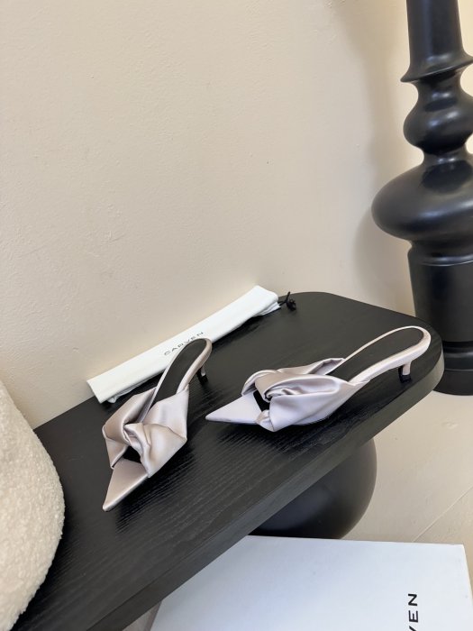 Взуття фото 3