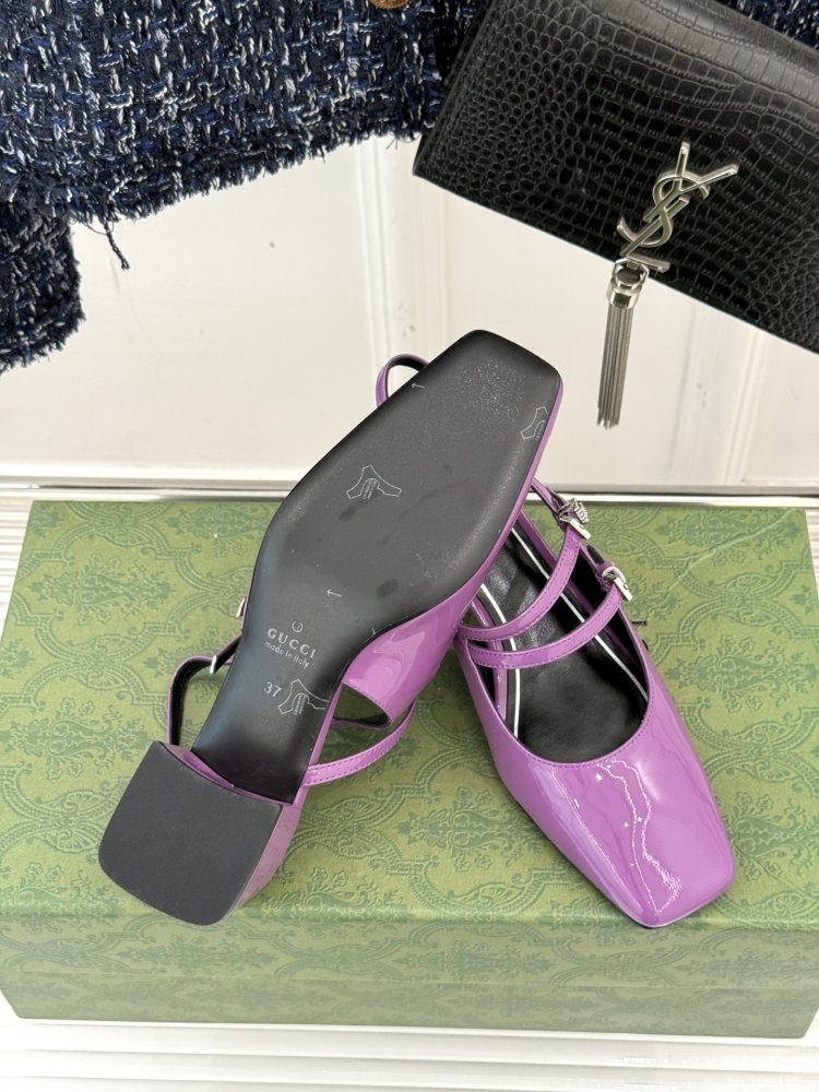 Босоножки фото 9