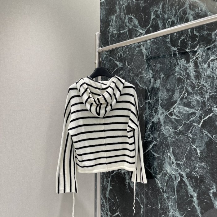 Кофта жіноча фото 8