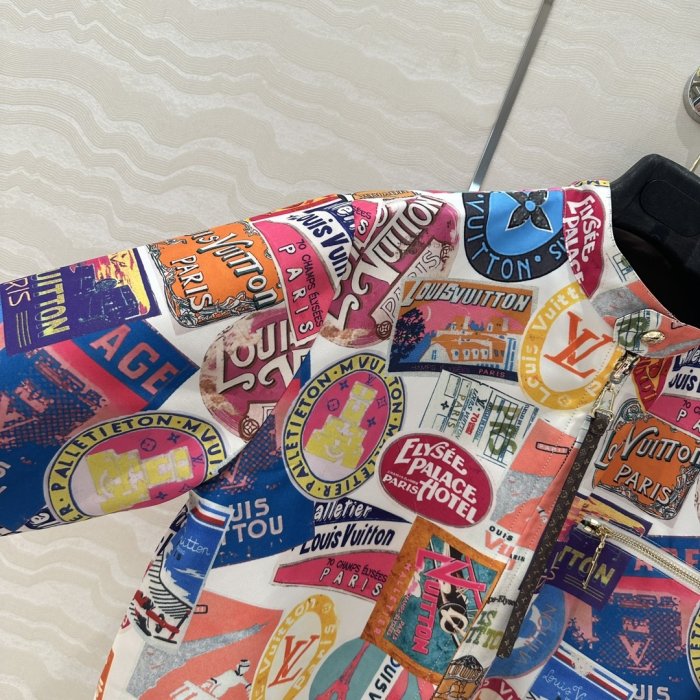 Куртка женская фото 3