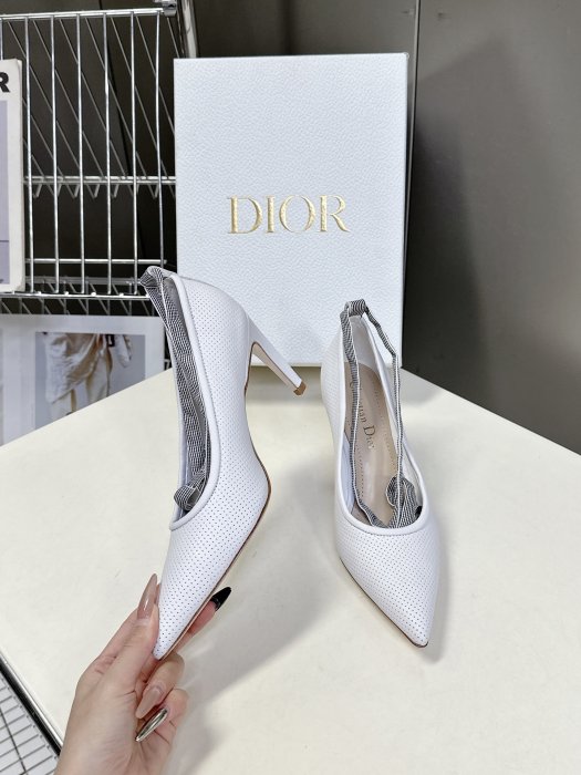 Туфлі жіночі фото 4