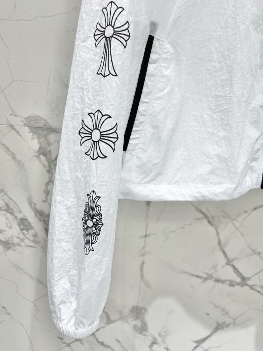 Куртка жіноча фото 4