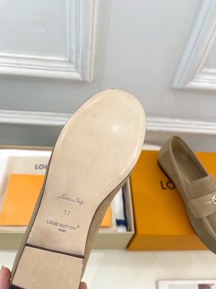 Лоферы женские фото 9