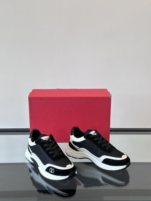 Кроссовки фото 5