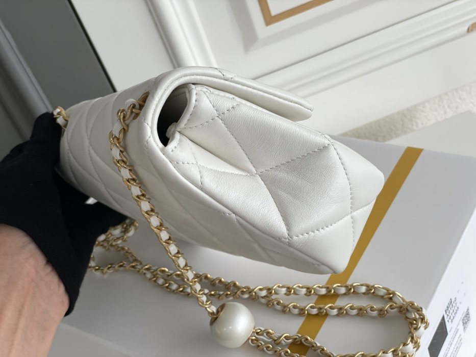 Сумка женская Chanel 24S Double Pearl Small Square Bag фото 3