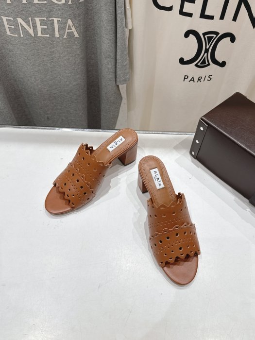 Босоножки фото 2