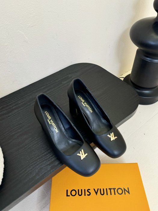 Туфли женские