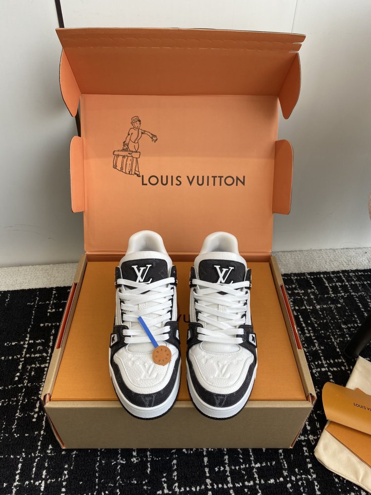 Кроссовки LV Trainer