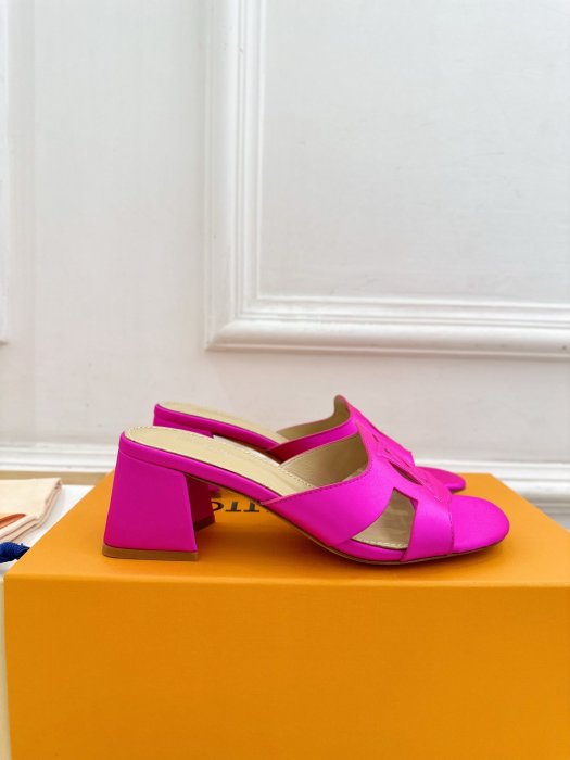 Босоножки фото 2