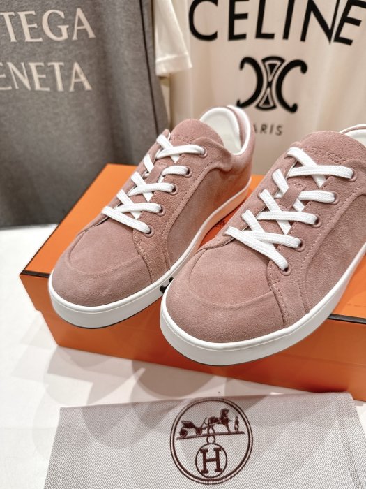 Кроссовки фото 7