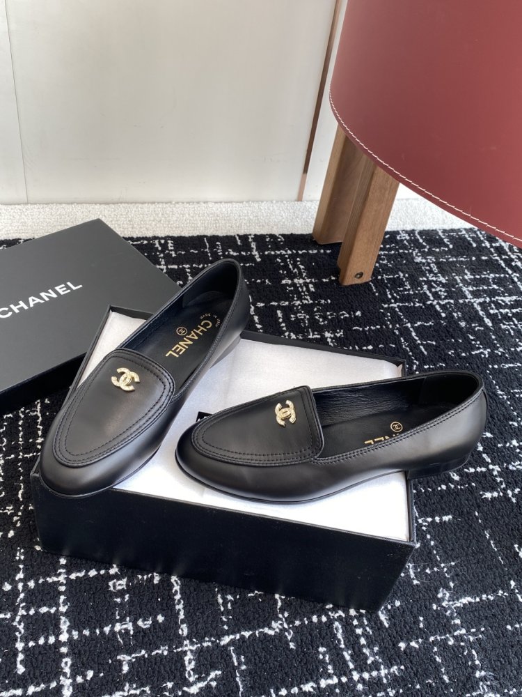 Лоферы женские фото 3