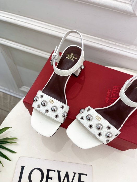 Босоножки фото 6