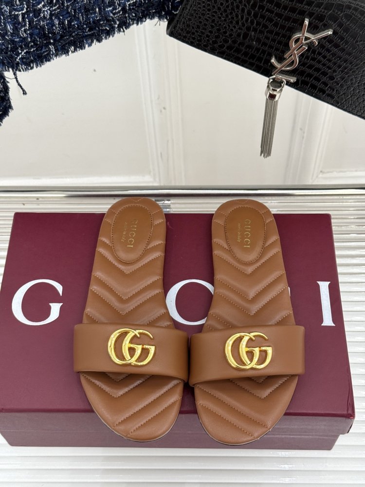 Шльопанці жіночі фото 4