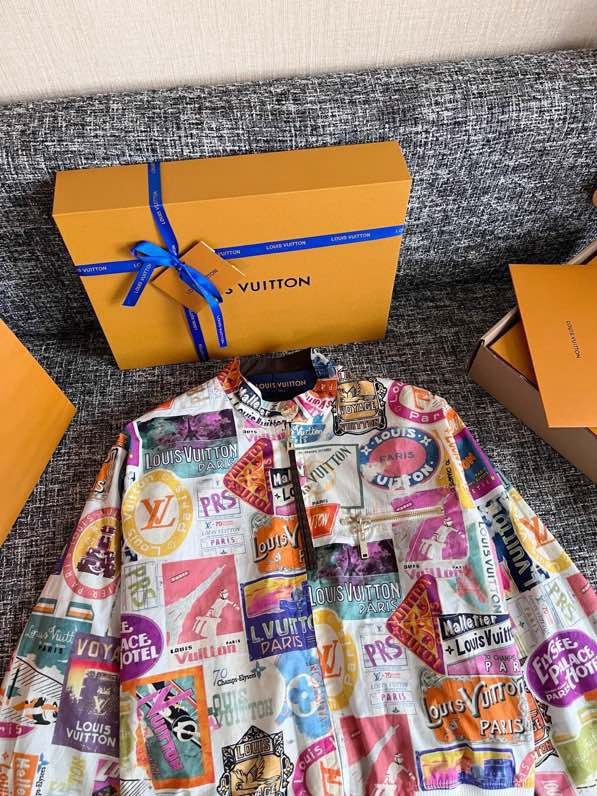 Jacket women's фото 2