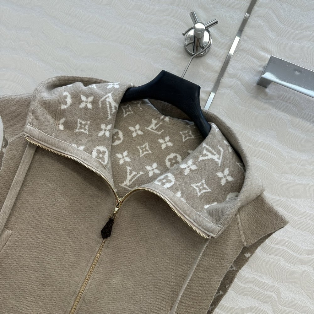 Кофта жіноча фото 3