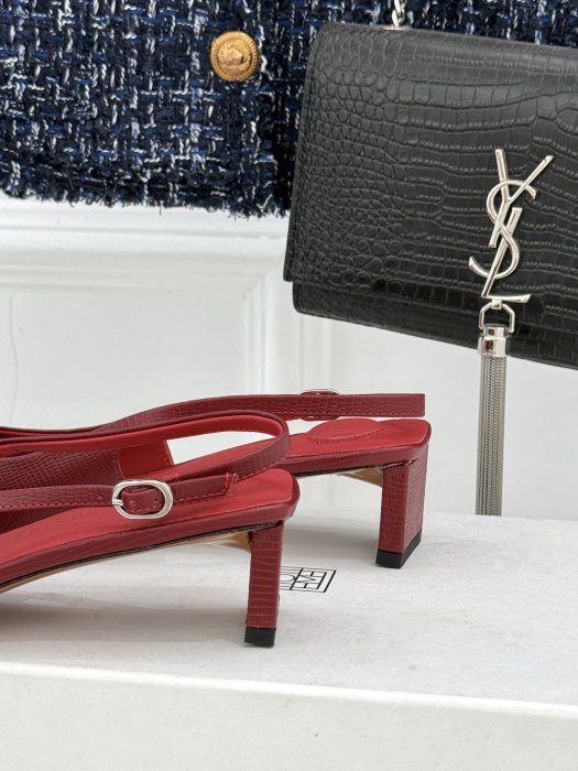 Босоножки фото 6