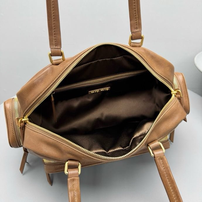 Сумка Pocket кожаная женская 32 см фото 8