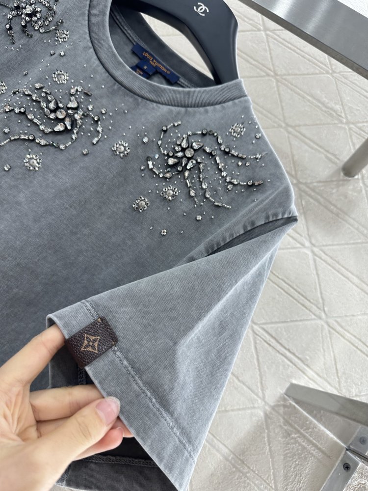 Футболка жіноча фото 7