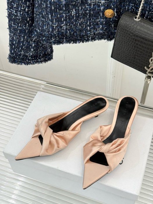 Босоніжки фото 7