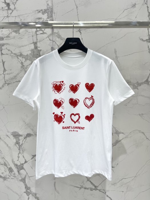 T-shirt women's