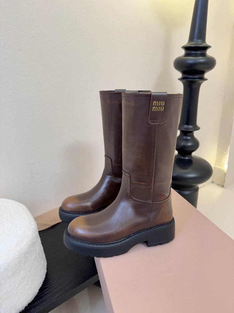 Boots women's фото 5