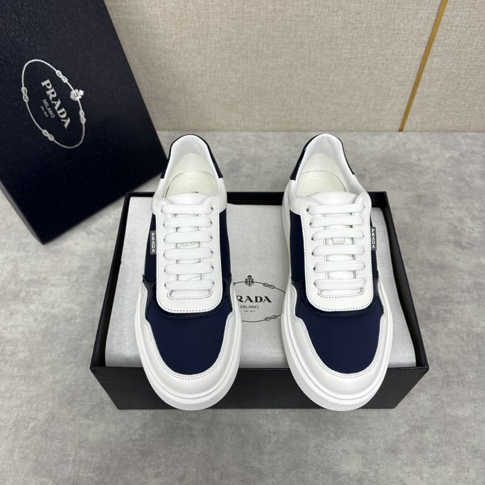 Sneakers men's