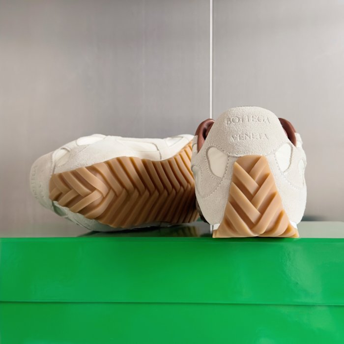 Кросівки фото 9