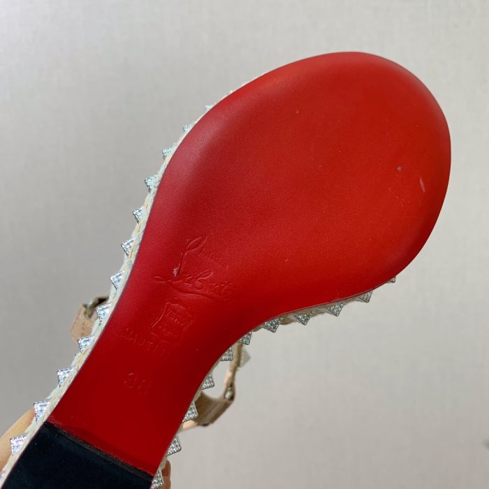 Босоножки фото 9