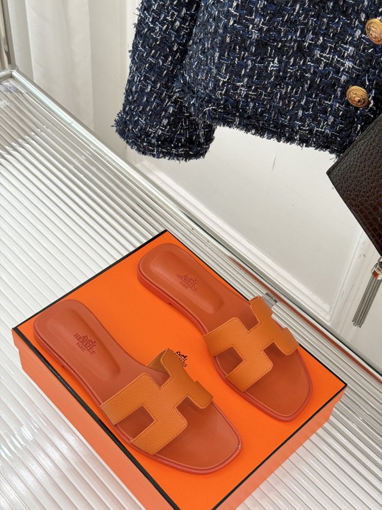 Шльопанці жіночі фото 3